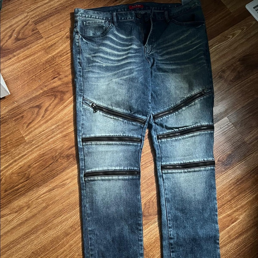 Guess men slim zippered jeans size 36 like new
